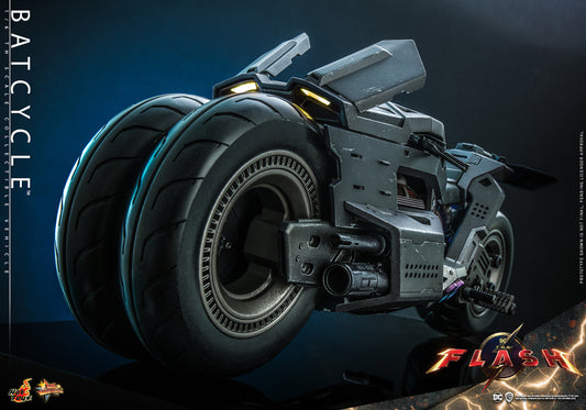 Hot Toys Batcycle