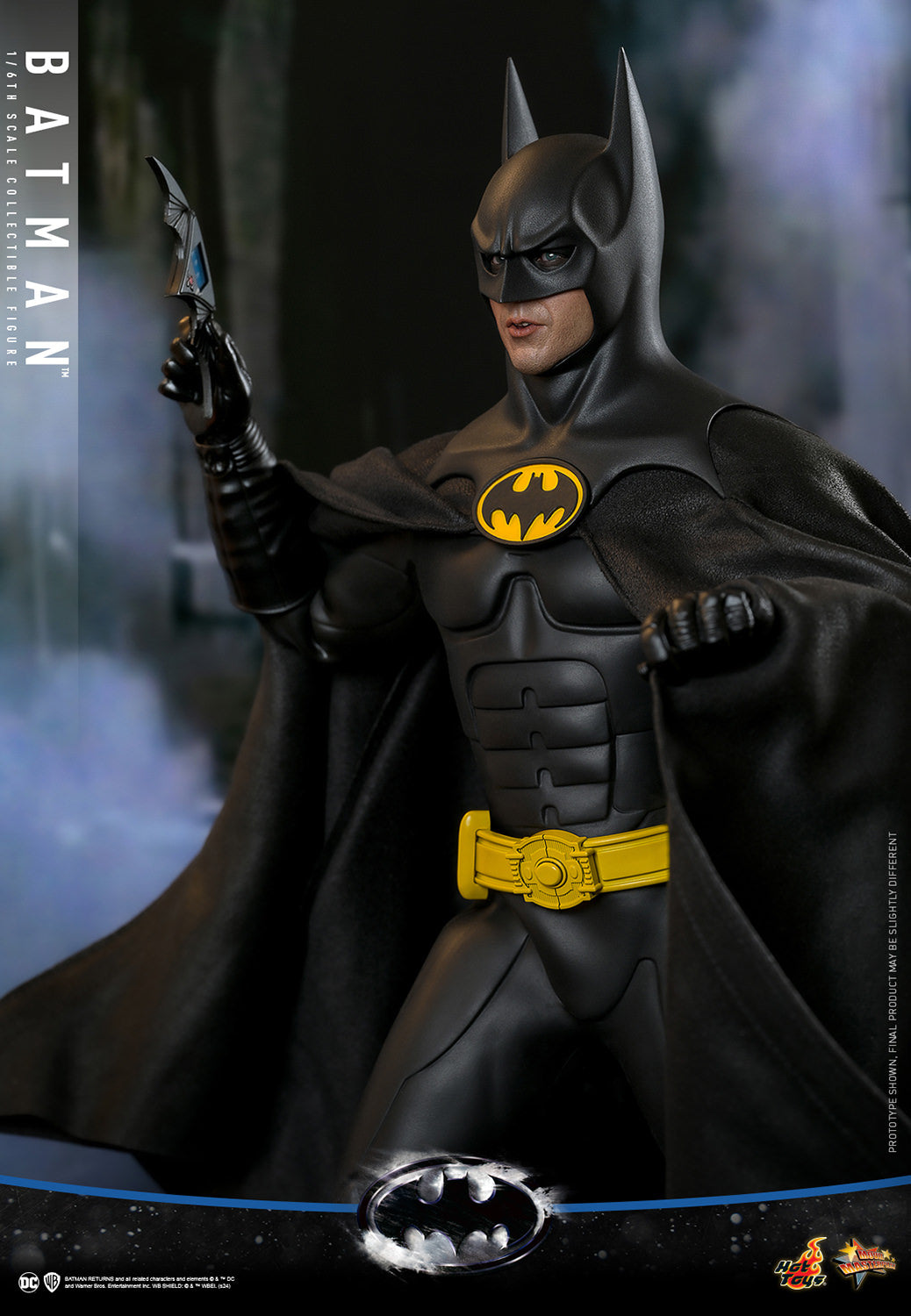 Hot Toys Batman Returns (Standard) *Pre-Order