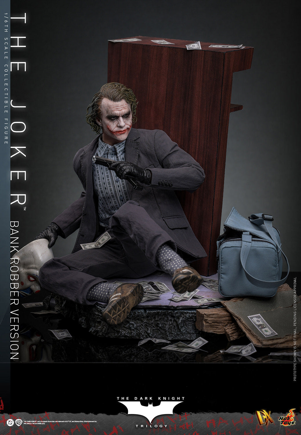 Hot Toys The Joker (Bank Robber Version) *Pre-Order