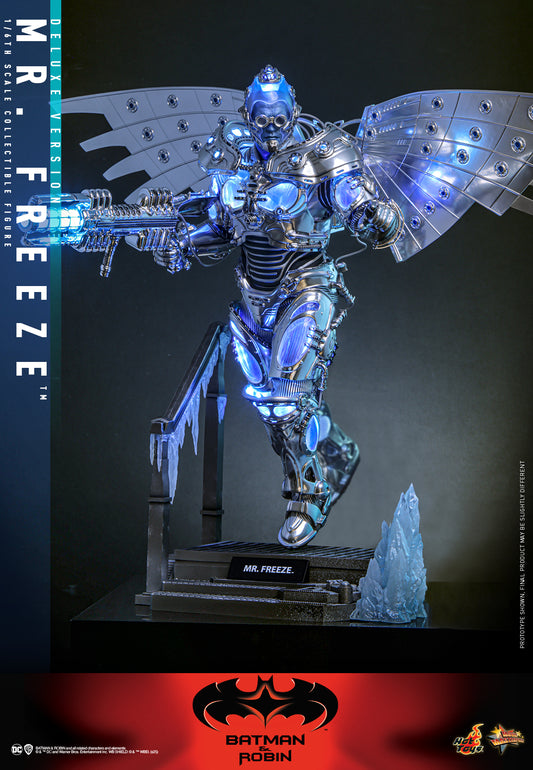 Hot Toys Mr. Freeze Deluxe *Pre-Order